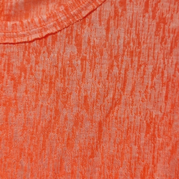 Neon coral top with slid slits. - Picture 2 of 4